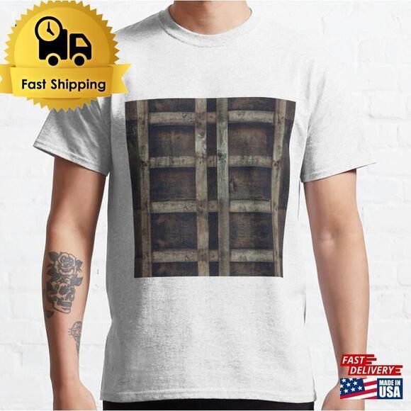 Tops - Wooden Structure Classic T-Shirt Unisex